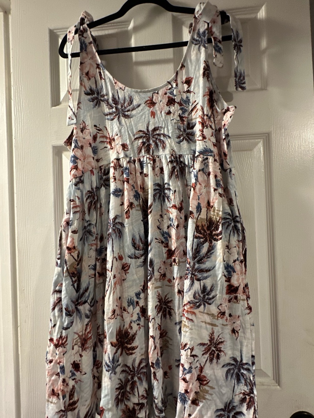 Torrid NWT mini swim cover up. Tie straps. - Picture 12 of 12